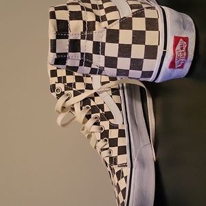 Vans hi-top womens sneaker size 8